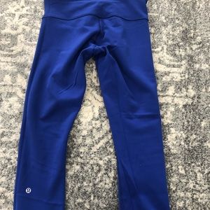 Lululemon reversible WU crops size 6